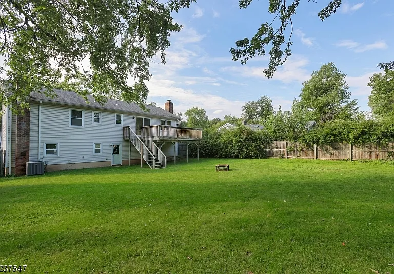 2128 W Broad St — Photo 31