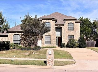 1285 Carriage Creek Dr, Desoto, TX 75115