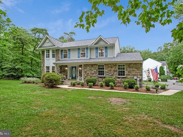 1582 Snug Harbor Rd, Shady Side, MD 20764