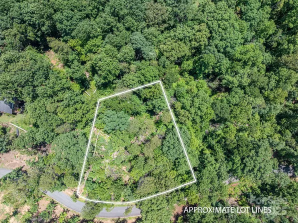 131 Plantation Dr, Rutherfordton, NC 28139