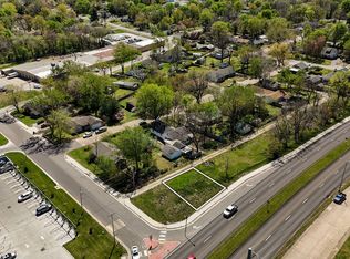 2250 N Kansas Kxpy Expressway, Springfield, MO 65803