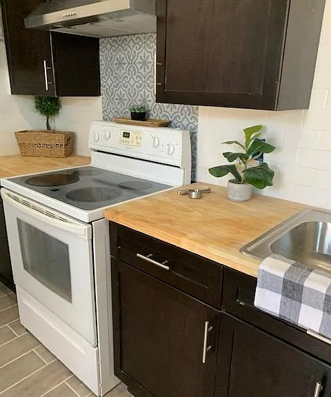 0 Puesta Del Sol Dr #2 — Photo 2