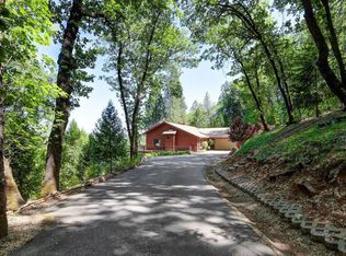 13224 Fawn Hill Dr, Grass Valley, CA 95945