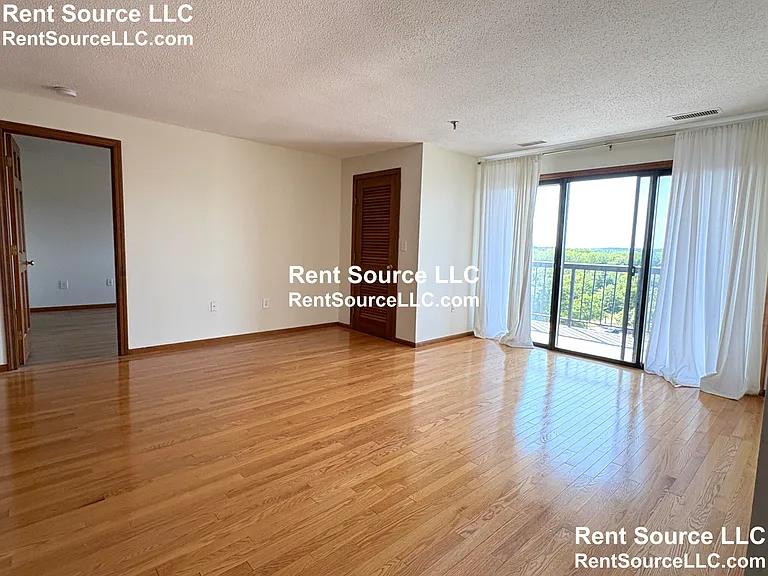 3920 Mystic Valley Pkwy #721 — Photo 2