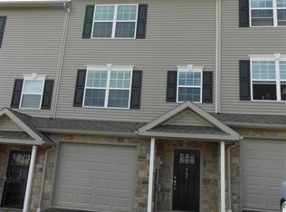 751 Gregs Dr, Harrisburg, PA 17111