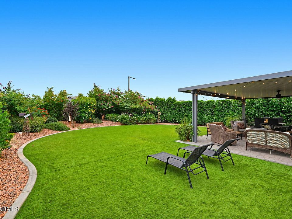 1st image of 26505 N THORNHILL Court