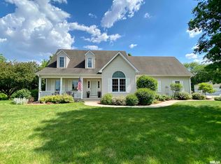 13813 State Highway 9, Good Hope, IL 61438