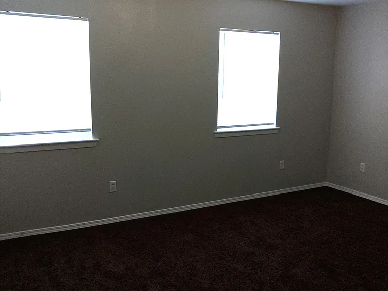 110 Omega St — Photo 4