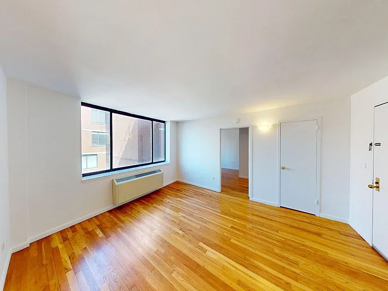121 Reade St #9N — Photo 3