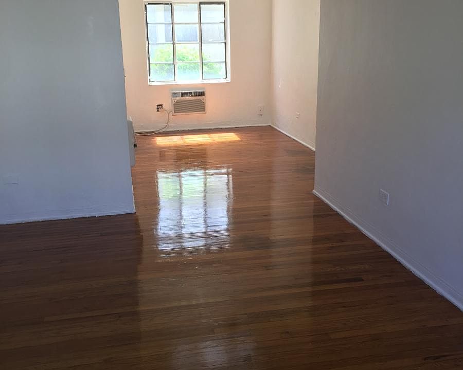 1st image of 1143 Marseille Dr APT 2
