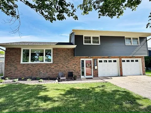 2606 21st Ave N, Fort Dodge, IA 50501