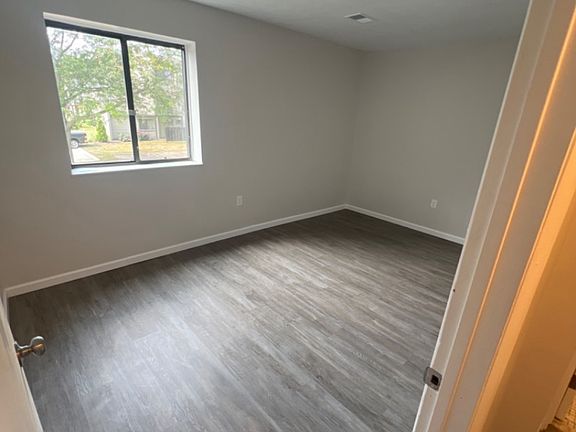 4th image of 38415 North Ln APT D206