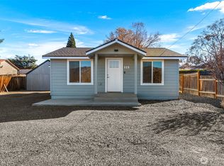 325 Eastmont Ave, East Wenatchee, WA