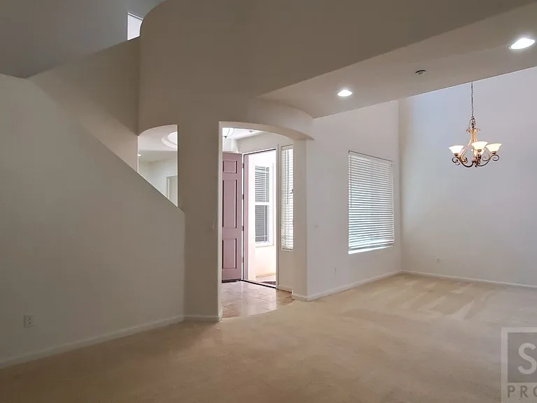 1715 Bilbao Dr — Photo 6