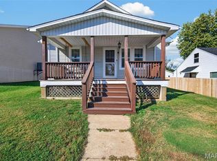 313 High St, Washington, MO 63090