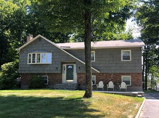 7 Summit Rd, Mahopac, NY 10541