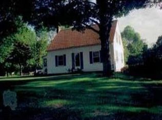 364 Snake Hill Rd, Glocester, RI 02857