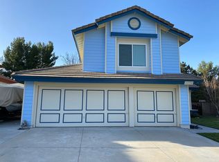 17732 Hillsboro Pl, Santa Clarita, CA 91387