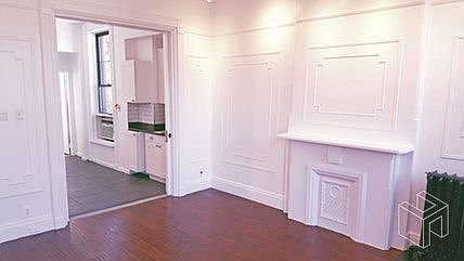 2nd image of 12 Park Pl APT 3F