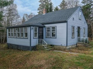 671 Sunset Rd, Deer Isle, ME 04627