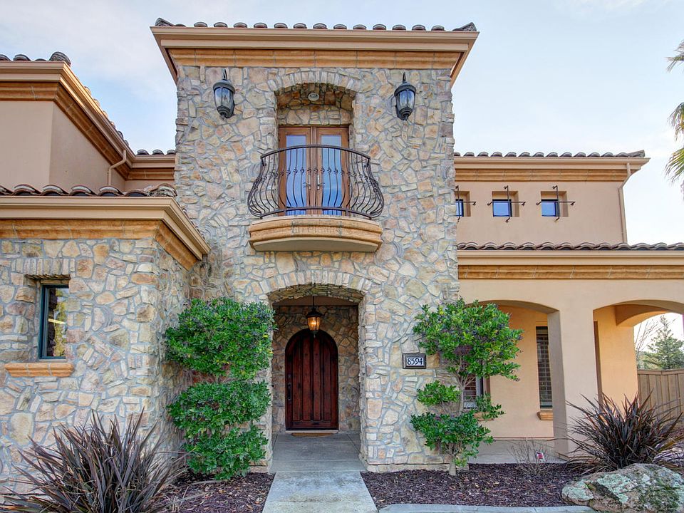 2nd image of 8594 Brackenwood Ct