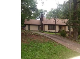 549 Rock Shadow Ct, Stone Mountain, GA 30087