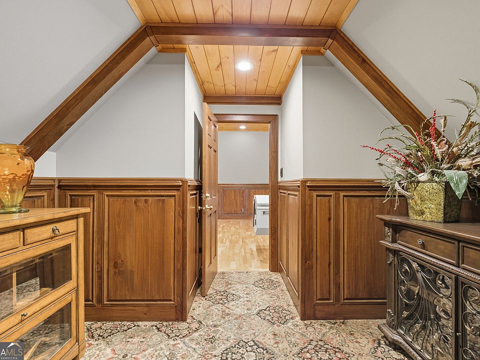 40th image of 1091 Echota Rd