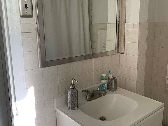 5th image of 1363 66th St Floor 2