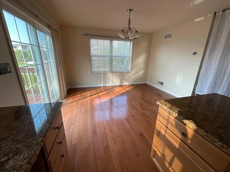 6250 Galleon Dr — Photo 7