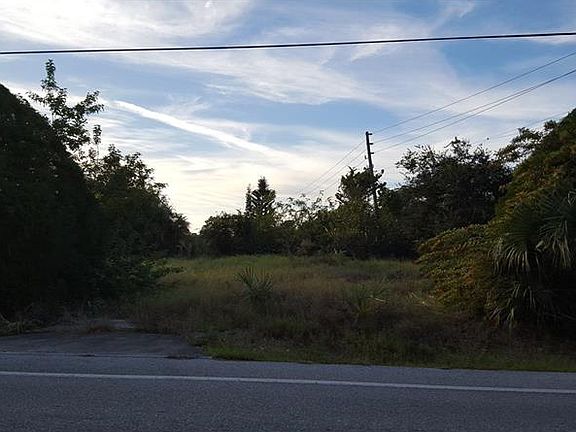 2nd image of 3421 Beacon Dr