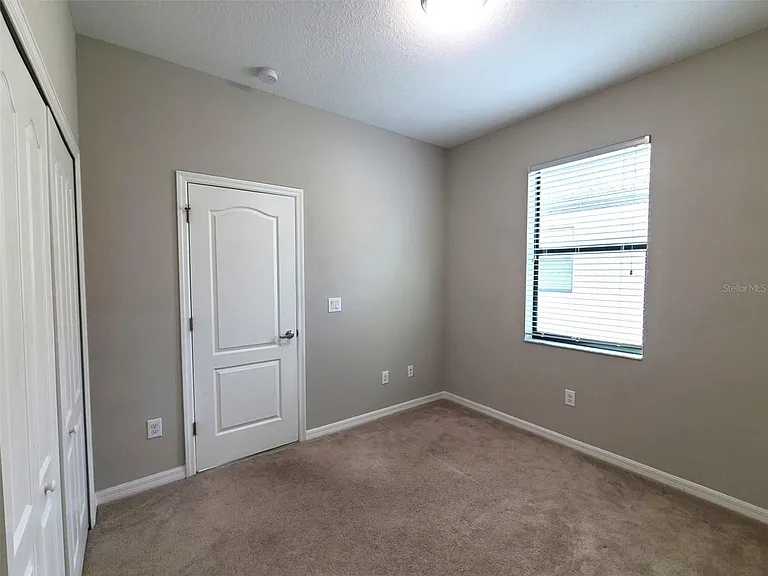 19353 Nearpoint Dr — Photo 9