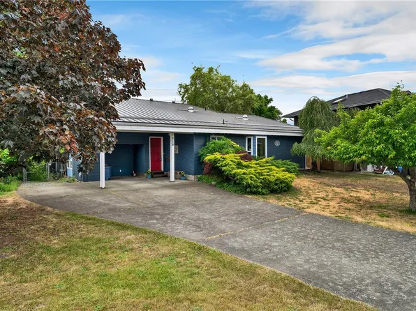 810 Shellbourne Blvd, Campbell River, BC V9W 5E8
