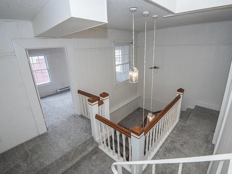 118 Main St — Photo 43