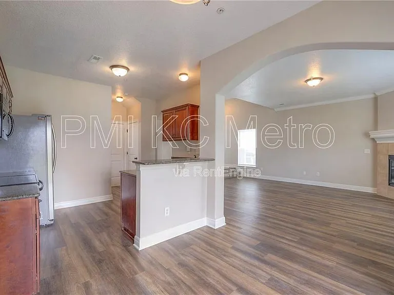 8921 Inkster St — Photo 10