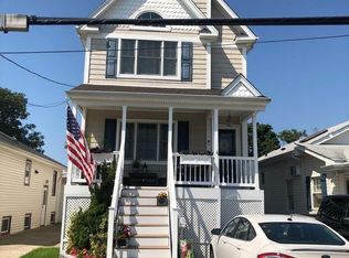 519 Beach 127 St, Far Rockaway, NY 11694