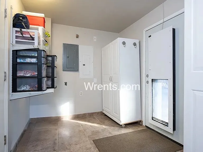 1415 W Borden Rd — Photo 16
