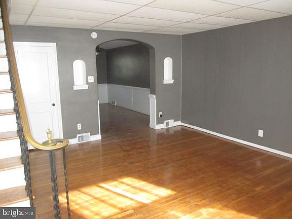 5th image of 355 Hampden Rd