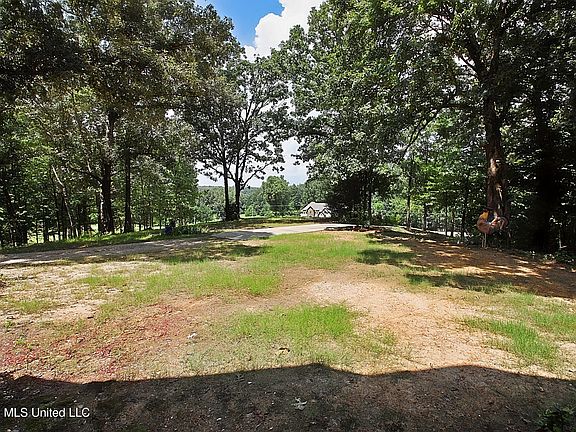 5th image of 4384 Susan Ln