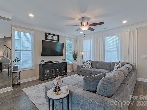 3rd image of 119 Capital Ave #E