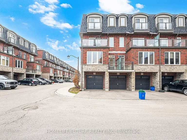 445 Ontario St S #133 — Photo 3