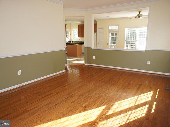 3rd image of 9223 Greenshire Dr