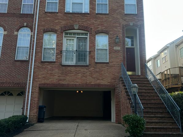 2810 Claudia Ct