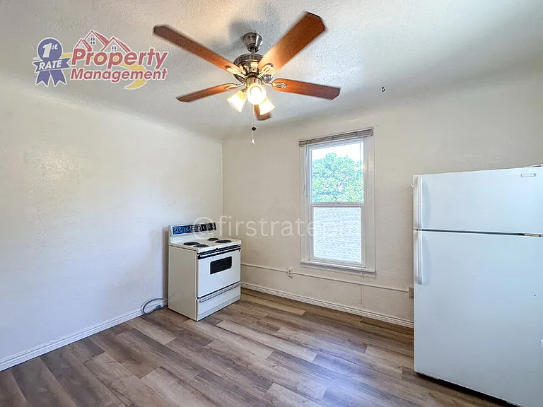 1816 W State St #3 — Photo 5