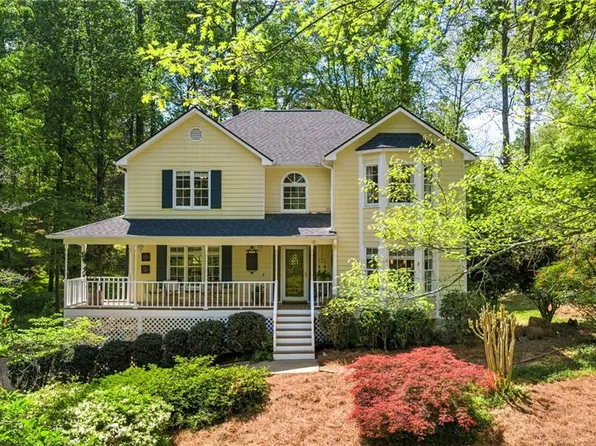 166 Plantation Trce, Woodstock, GA 30188