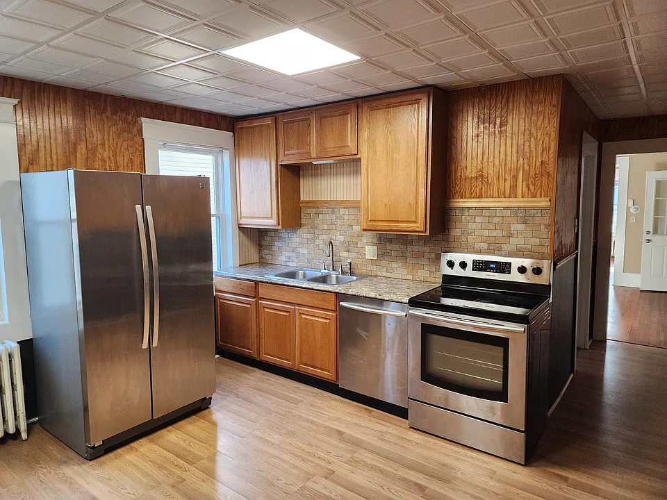 39 Livingston Ave #39