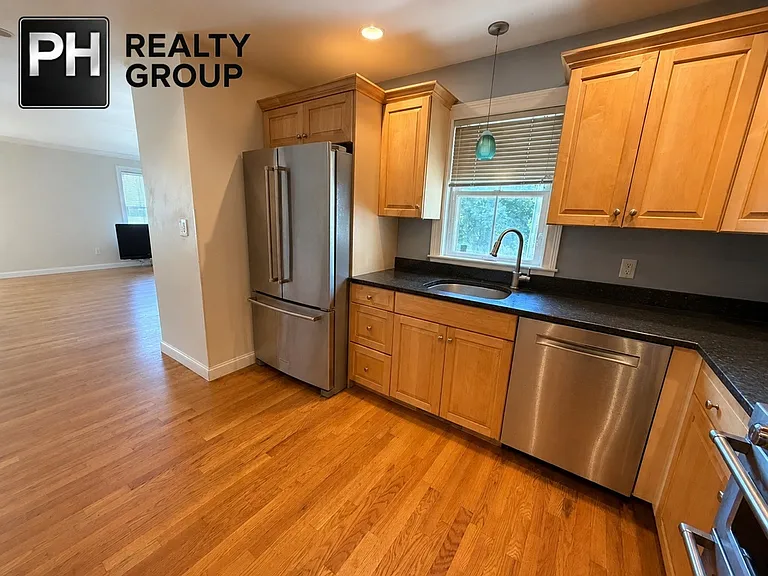 18 Gilkey Ct — Photo 2