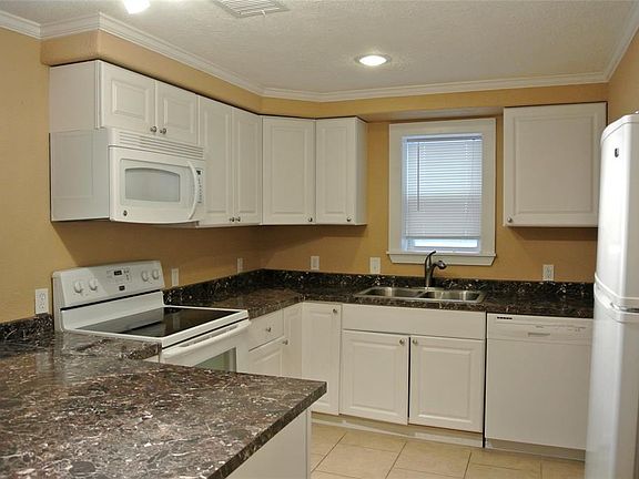 2nd image of 1510 Avenue K