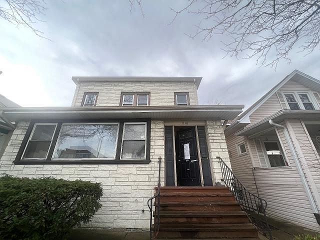 1st image of 1118 N Austin Blvd