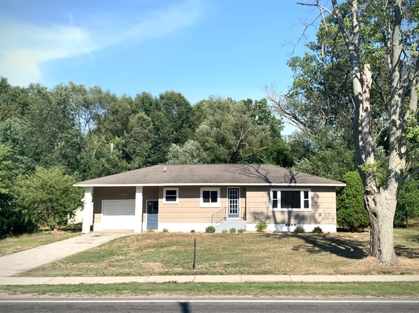 1358 Horton Rd, Muskegon, MI 49445