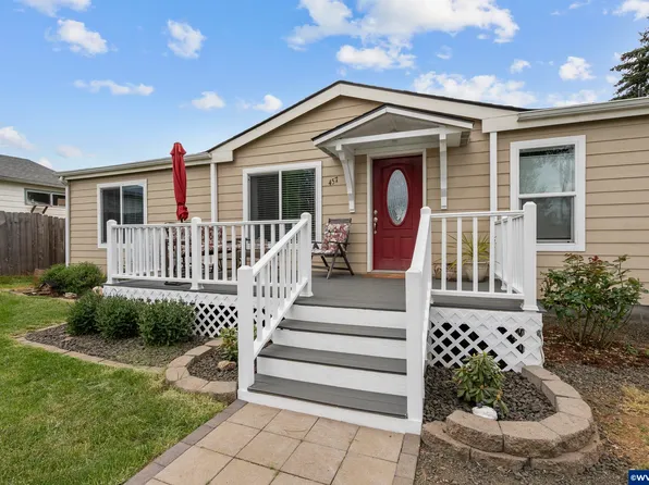 457 Alder St, Falls City, OR 97344